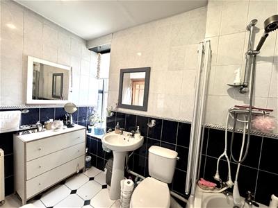 Picture 11